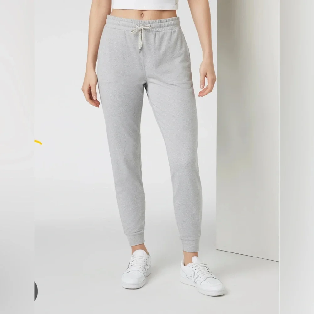 Vuori Pale Grey Heather Performance Jogger
